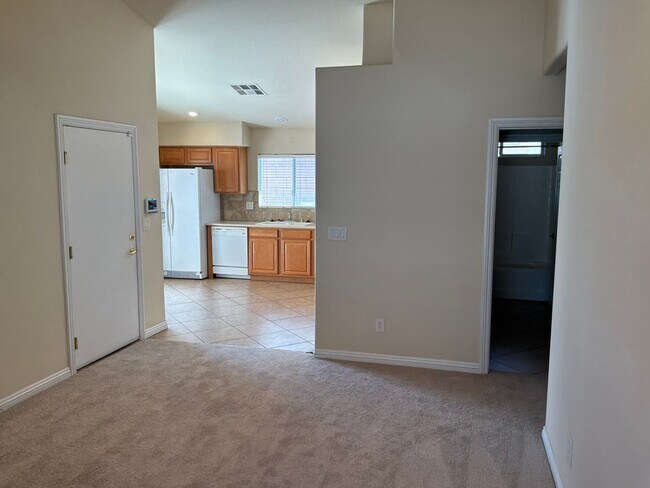 Foto del edificio - 5415 Blue Oat Ave