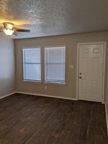 Building Photo - 10601 Flamewood Dr