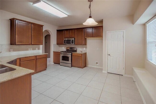 Foto del edificio - 8911 Willow Wind Ln