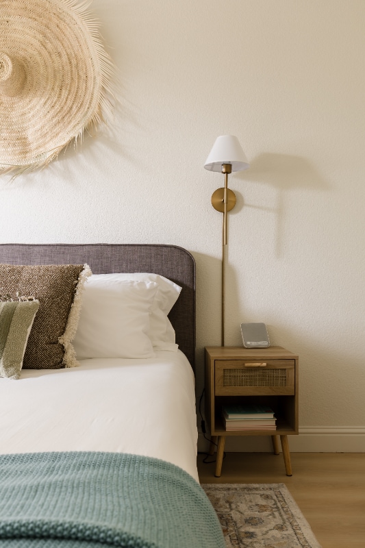 Foto del edificio - 1715 East Autumn Sage Avenue