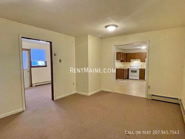 Building Photo - 202 Main Rd