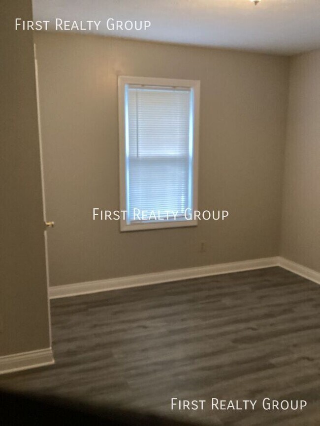 Building Photo - 7260 Mentz Rd