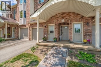 Building Photo - 4045 Upper Middle Rd