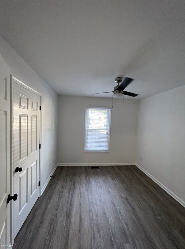 Building Photo - 2 br, 1 bath House - 347 W Oak Ave Apt A