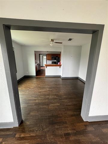 Foto del edificio - 1131 W Munson St