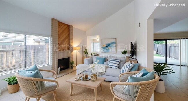 Foto del edificio - 13274 Creek Park Ln