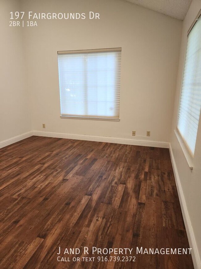Foto del edificio - 2 bed off Broadway