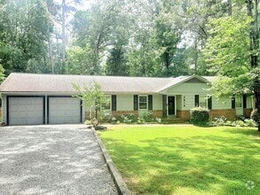 Building Photo - 3819 Swarthmore Rd