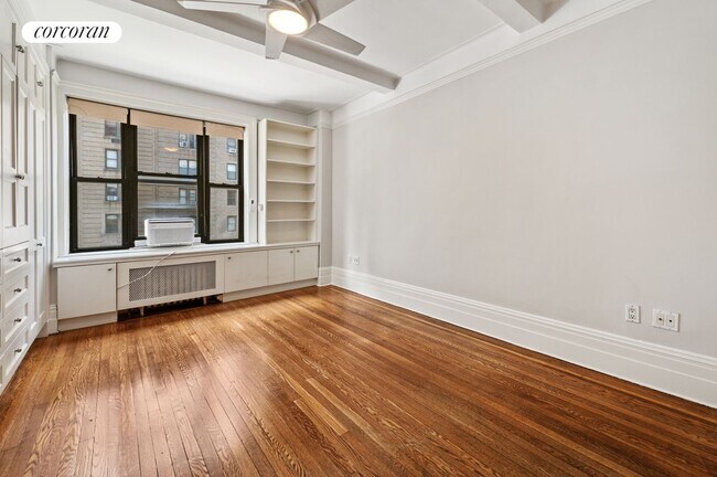 Building Photo - 65 E 96th St