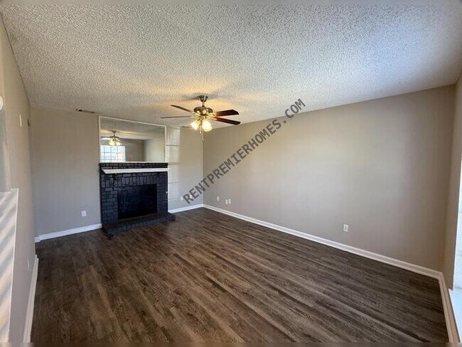 Foto del edificio - 2128 Kirkwood St