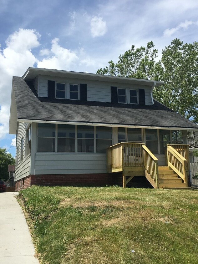 Primary Photo - Charming 3 bedroom, 2 bathroom home in the...