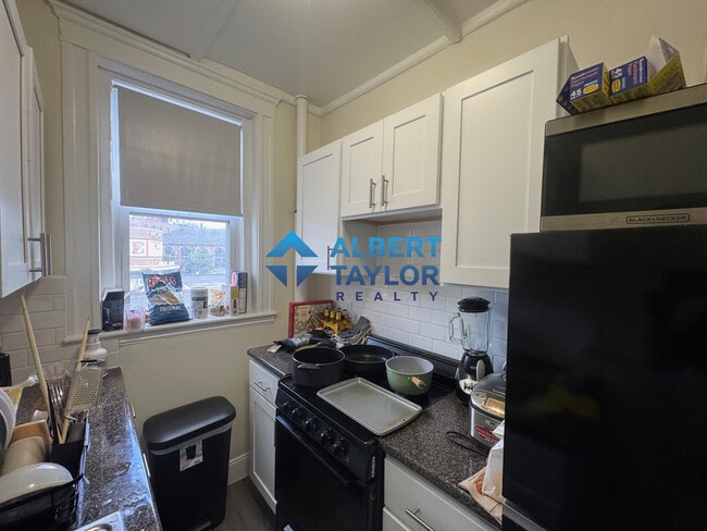 Building Photo - 1177 Boylston St