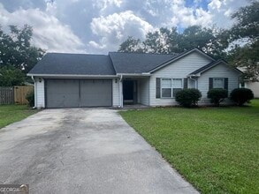Building Photo - 205 Royal Pines Way