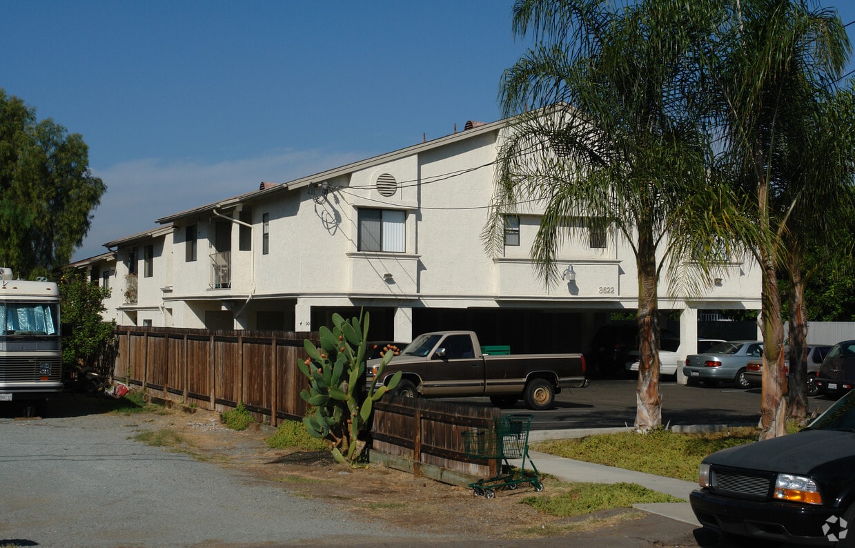 Primary Photo - 3622 S Cordoba Ave