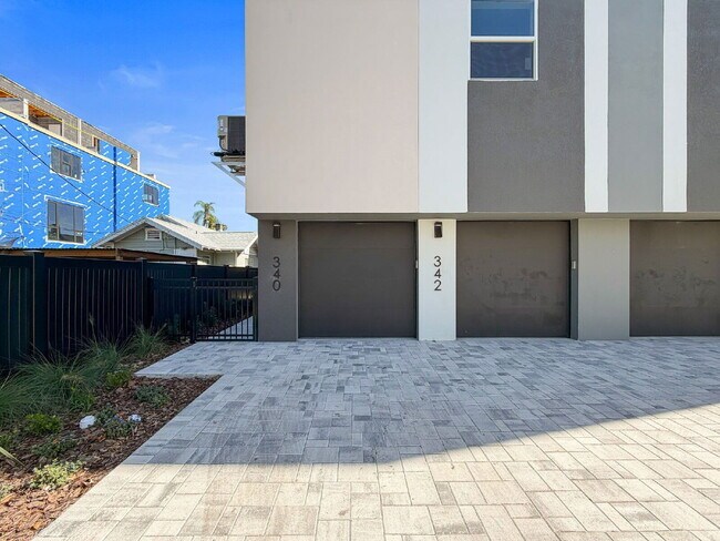 Foto del edificio - 340 14th St N