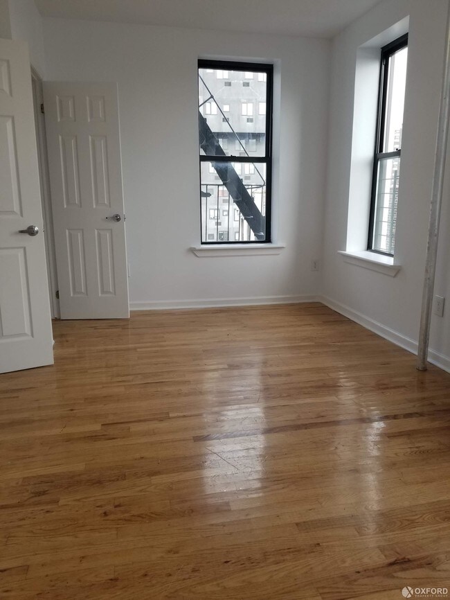 Building Photo - 880 Saint Nicholas Avenue