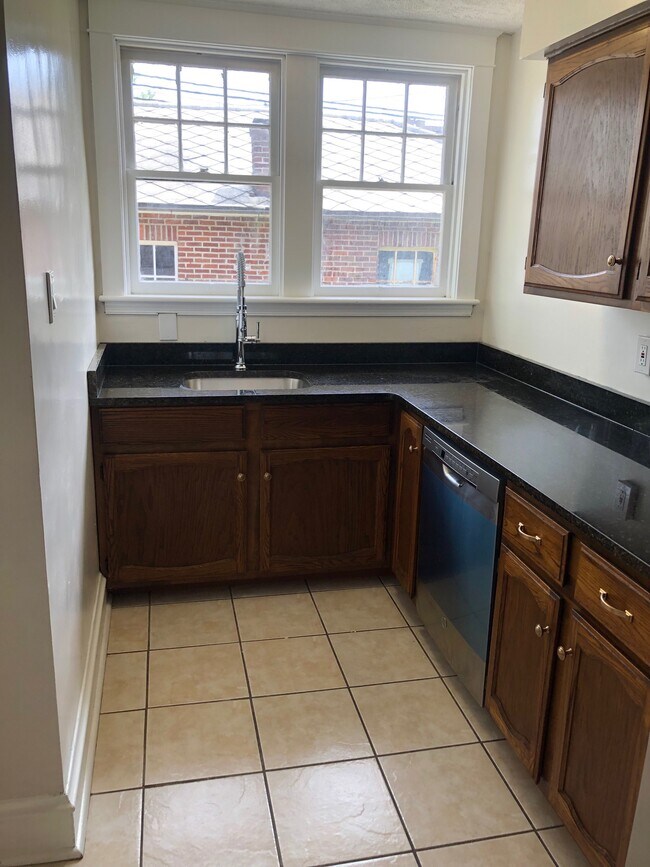 Foto del edificio - 727 N 21st St