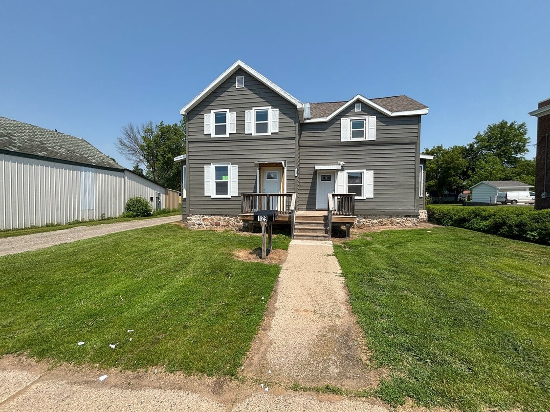 Primary Photo - 129 Congress St