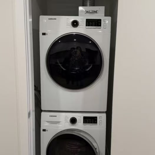 Photo du bâtiment - 6087 Wilson Ave