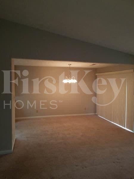 Foto del edificio - 3396 Deshong Dr SW