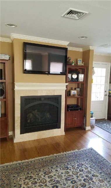 Foto del edificio - 64 Monroe St