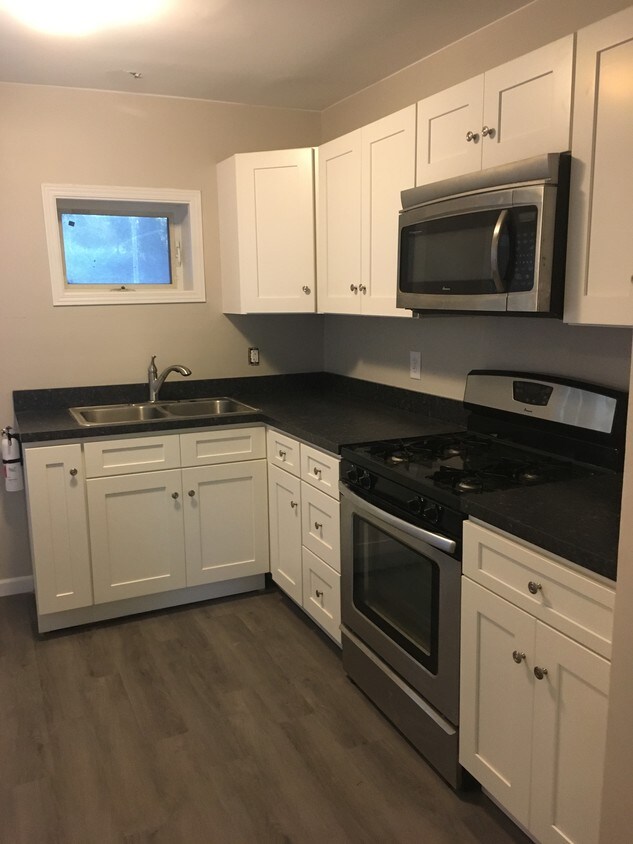 2 Bantle Row Unit 2, Coatesville, PA 19320 Room for Rent in