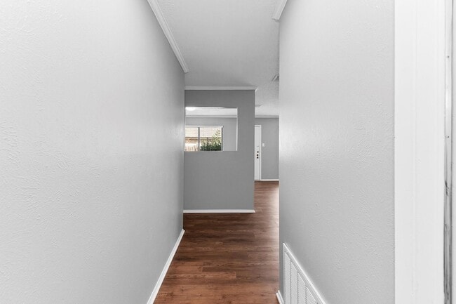 Foto del edificio - 1703 W Mesa Park Dr