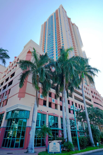 Foto principal - 801 S King St