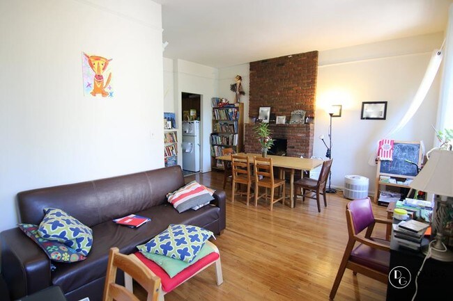 Building Photo - 140 West 92nd Street