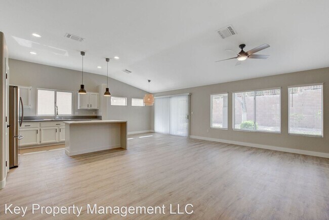 Foto del edificio - 2 br, 2 bath House - 503 Hidden Garden