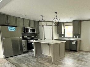 Building Photo - 5418 E Deadwood Dr