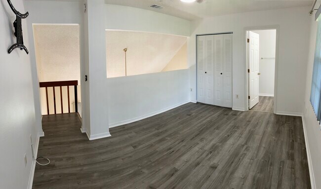 Building Photo - 5597 67th Ave N
