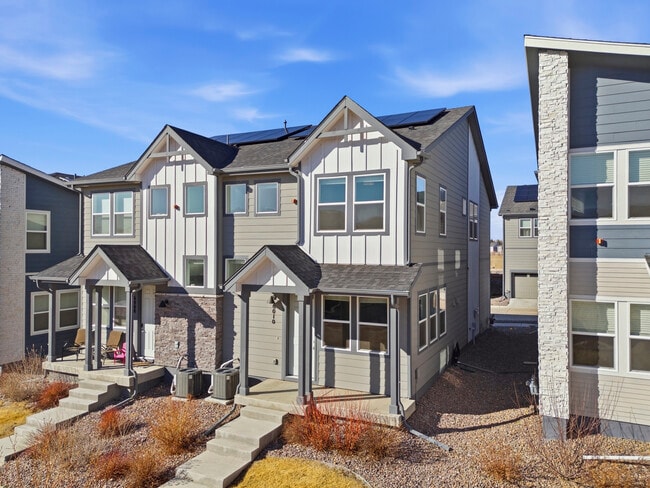 Building Photo - 6010 Morning Dew Dr