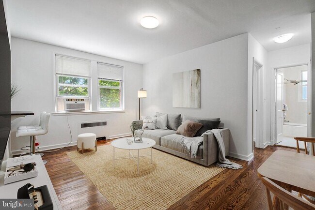 Foto del edificio - 4029 Benton St NW