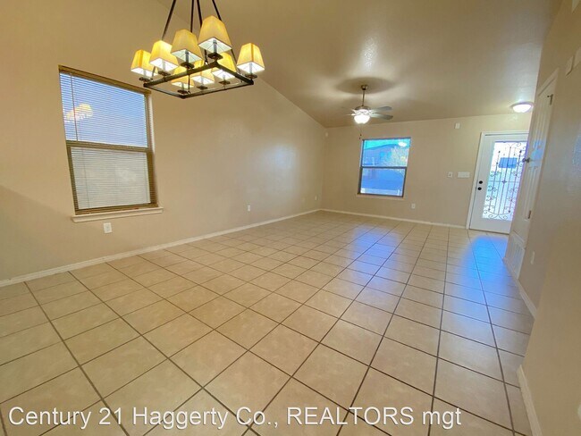 Foto del edificio - 3 br, 2 bath House - 6117 Renee Weeks
