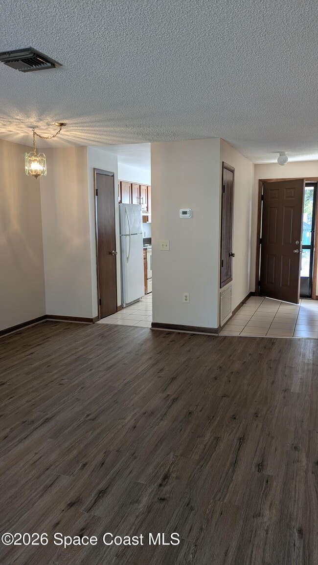 Foto del edificio - 1514 Clearlake Rd