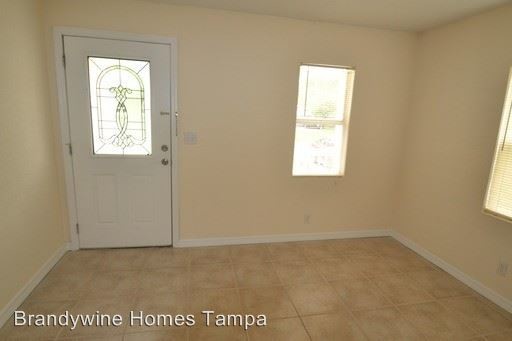 Building Photo - 2 br, 1 bath House - 6712 S Himes Ave