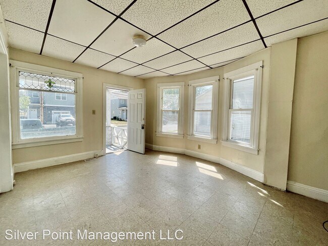 Building Photo - 3 br, 2 bath House - 188 South Ave