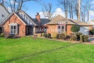 Building Photo - 7024 Rockingham Rd