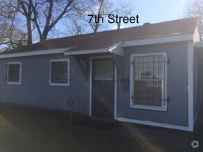 Building Photo - 2808 7th St
