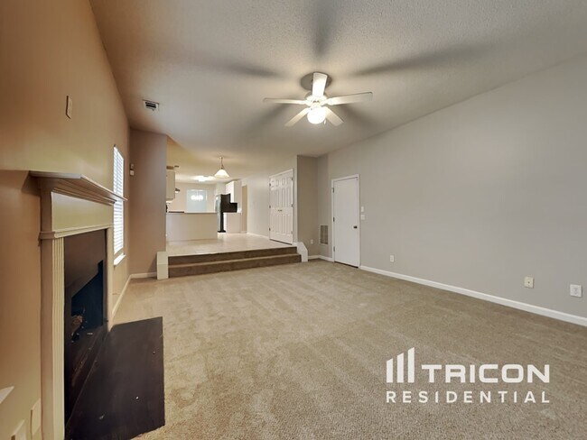 Foto del edificio - 390 Cascade Rise Ct SW