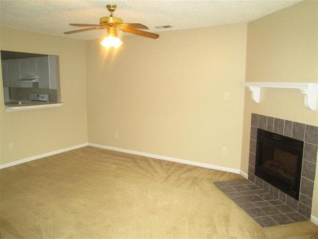 Building Photo - 895 W Pueblo Dr