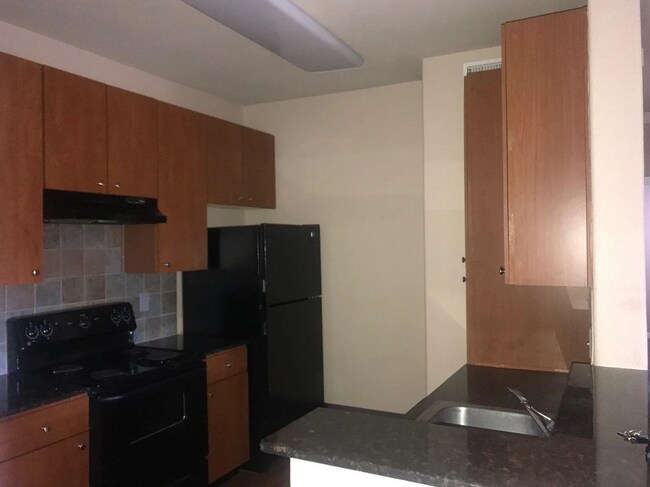 Foto del edificio - 8434 Walerga Rd