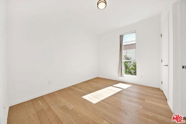 Building Photo - 3726 1/2 Vinton Avenue, Los Angeles, CA 90...