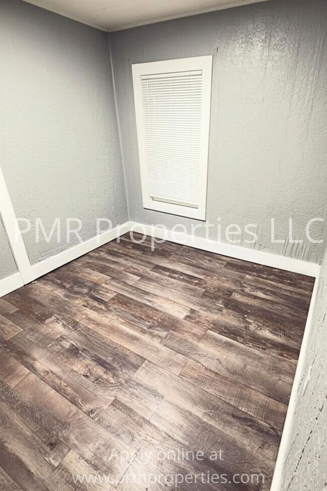Foto del edificio - 2 Bedroom/ 1 Bathroom House