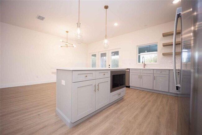 Foto del edificio - 8765 SE 160th Pl