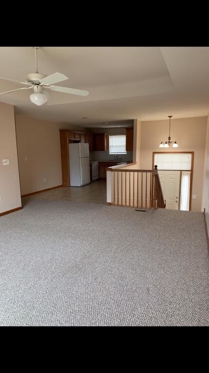 Foto del edificio - 7221 Hedge Lane Terrace