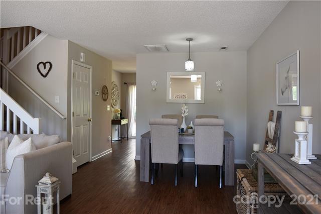 Building Photo - 116 Mangum Cir