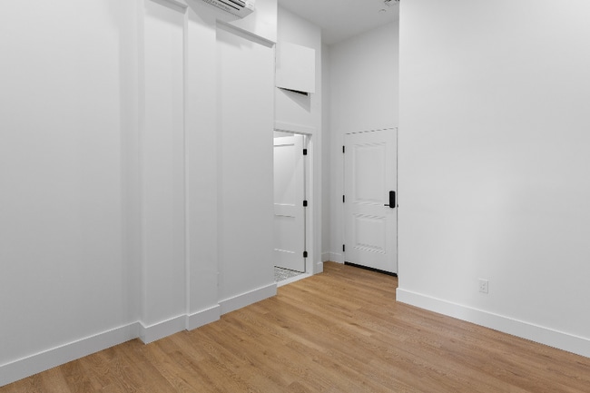 Building Photo - 101 Richmond St