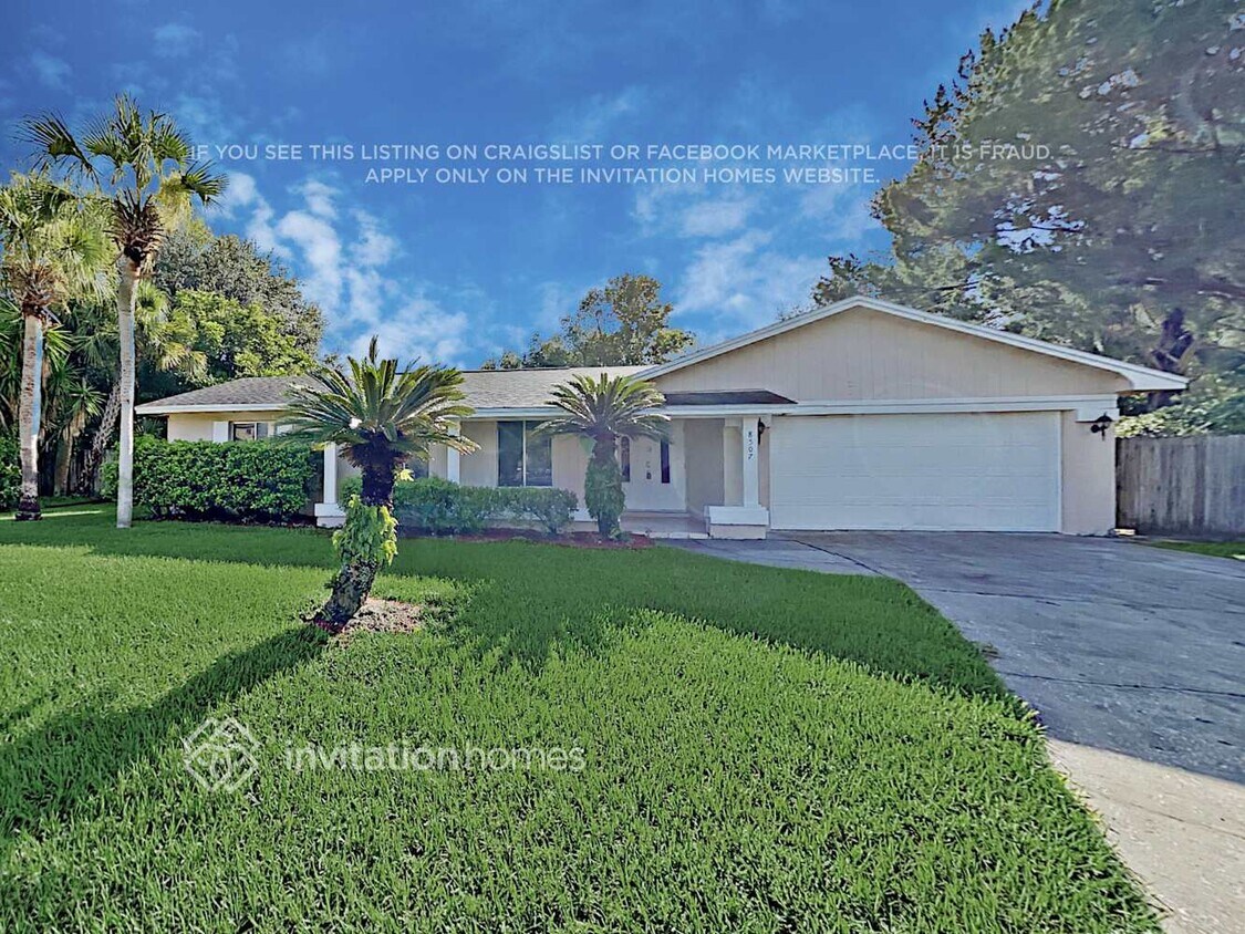 Foto principal - 8507 Sunny Hollow Ct